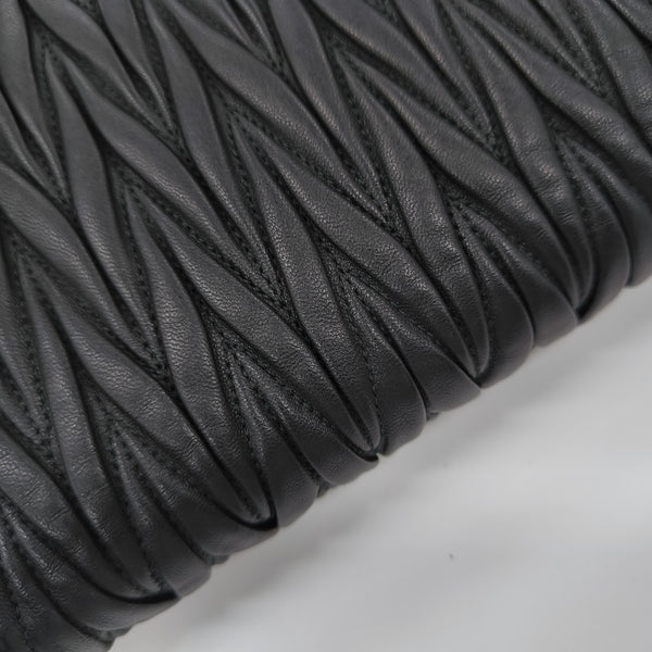 Miu Délice Quilted Lambskin Black