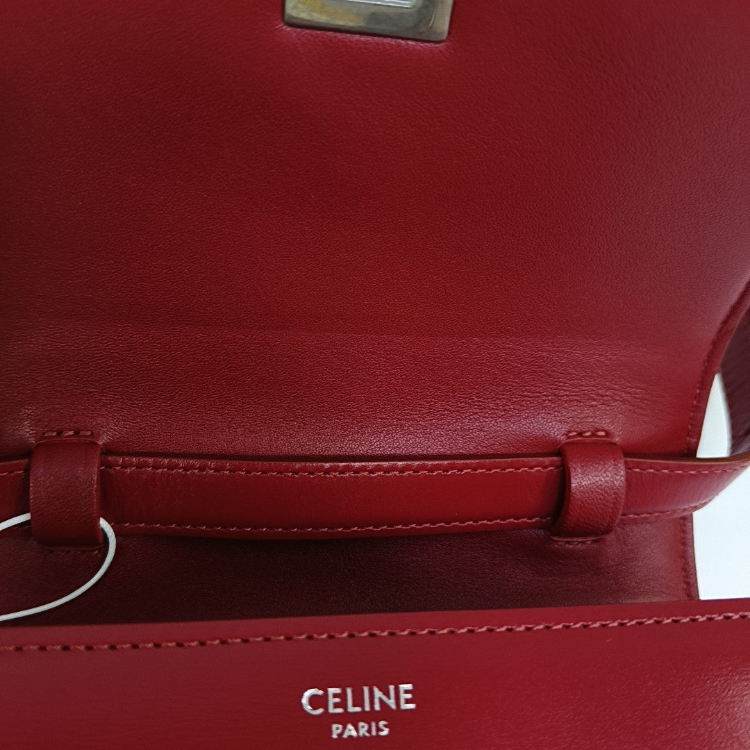 Authenticated pre-owned  CLASSIC BOX Mini Calfskin Red - Shoulder Bag at Looply