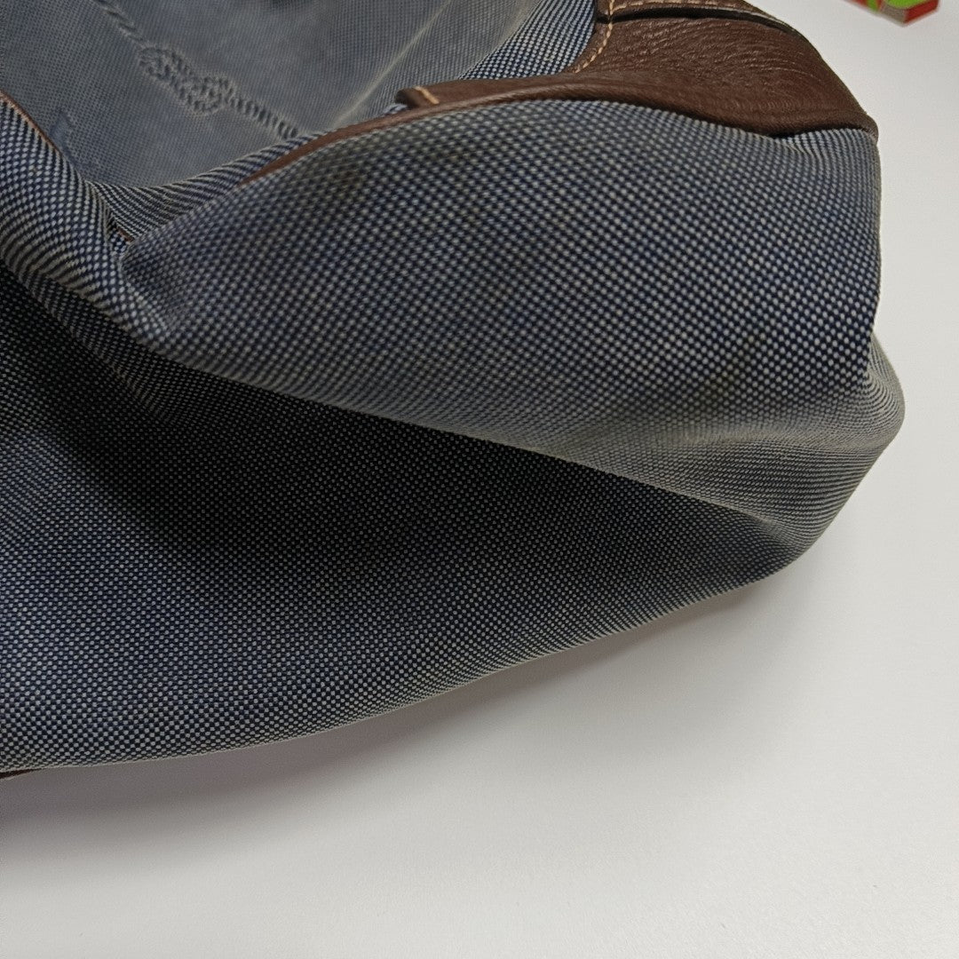 Canvas Blue