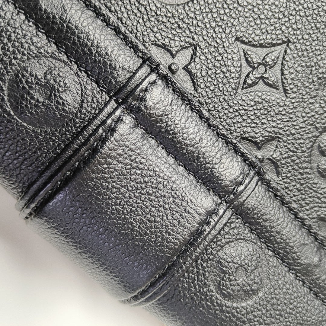 SAINT SULPICE Calfskin Black
