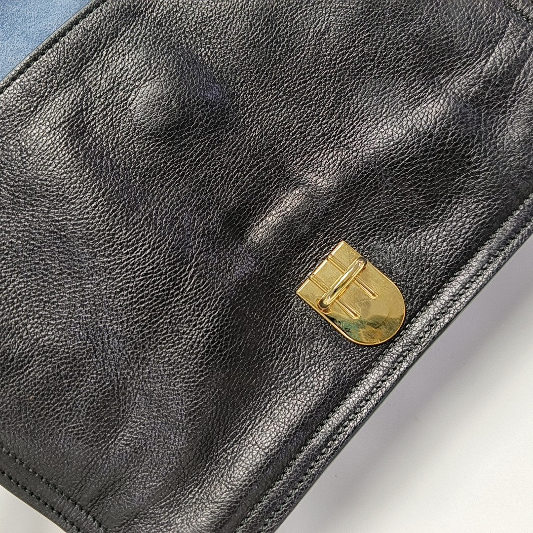 Etiquette Calfskin Black