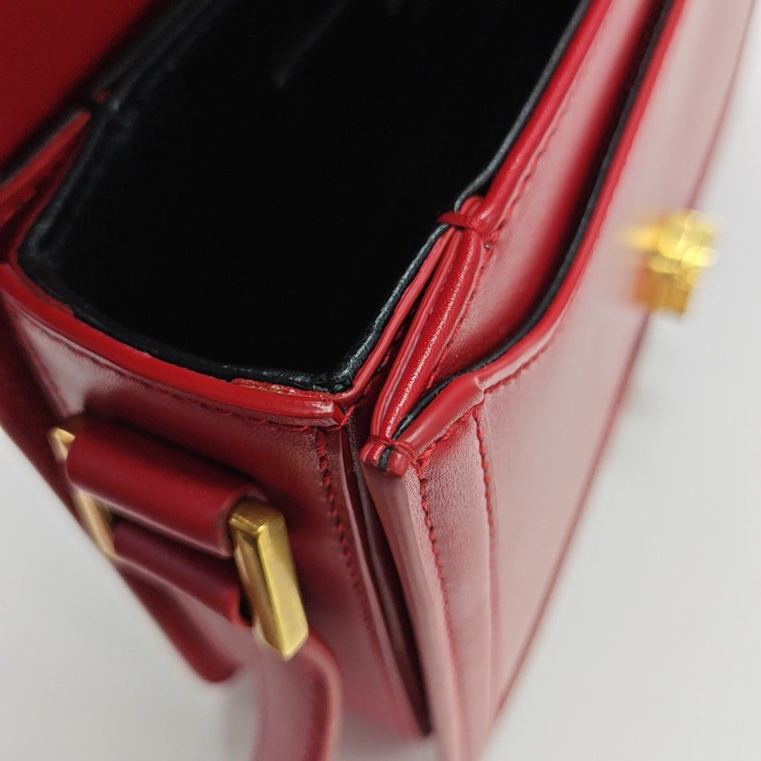 SOLFERINO Medium Calfskin Red