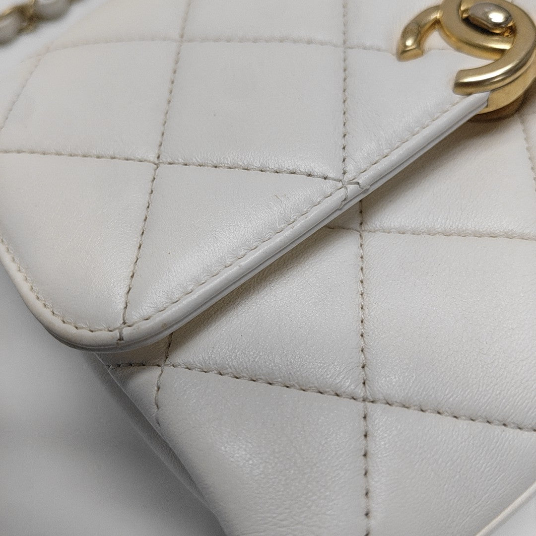 Quilted Lambskin Shoulder Bag Mini White