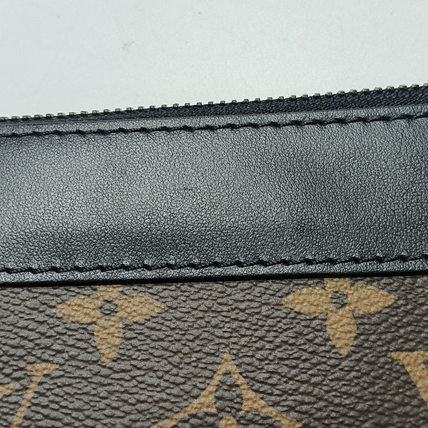 DISCOVERY Monogram Coated Canvas Brown