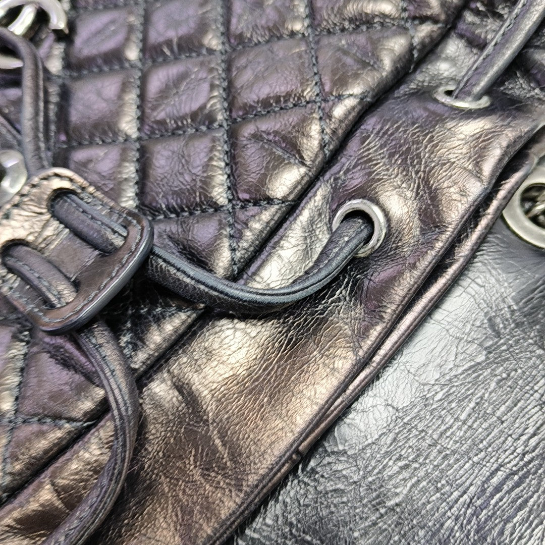 MOUNTAIN Quilted Calfskin Black