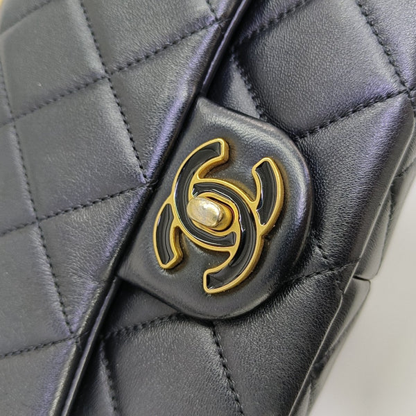 CLASSIC FLAP Mini Quilted Lambskin Black