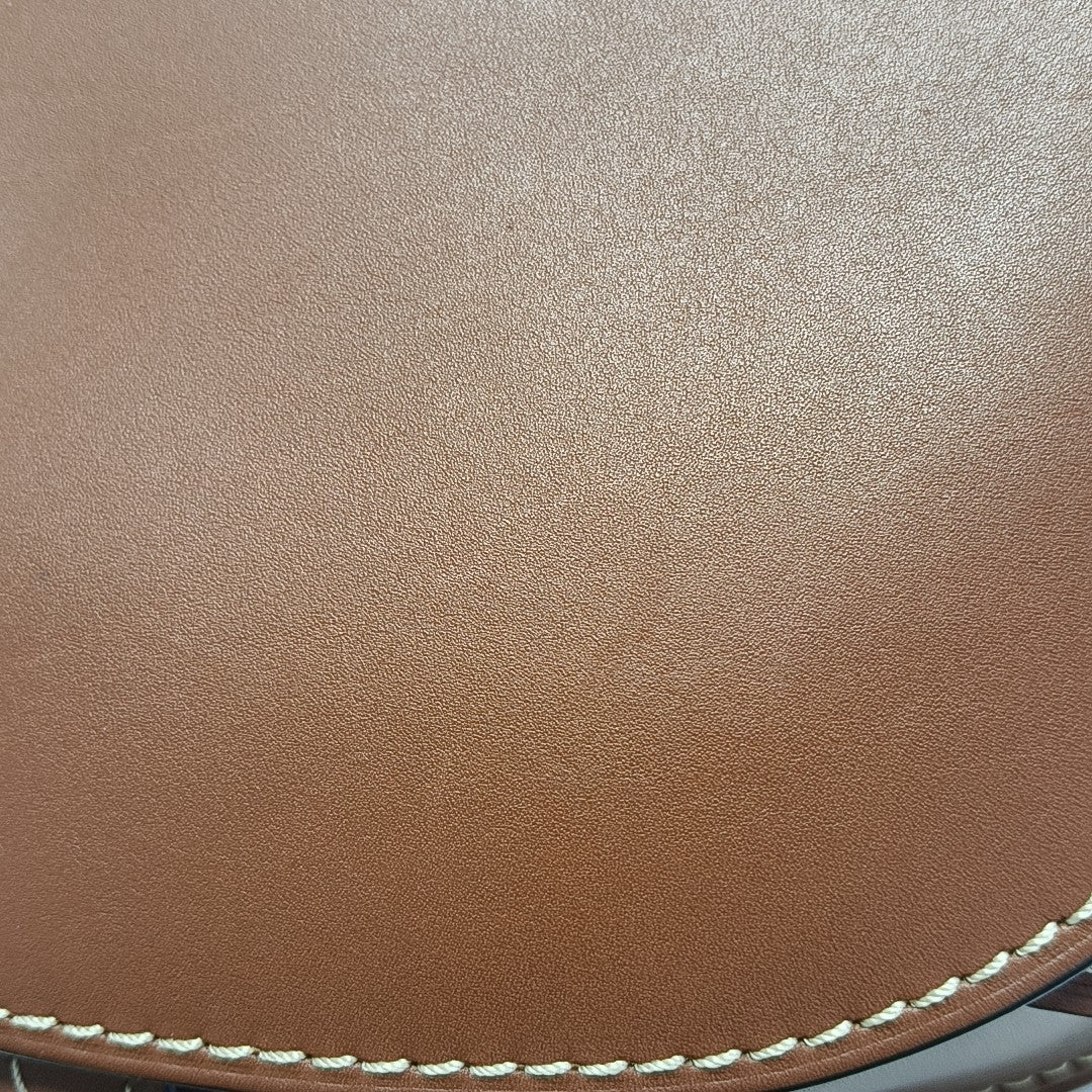 Gate Small Calfskin Brown