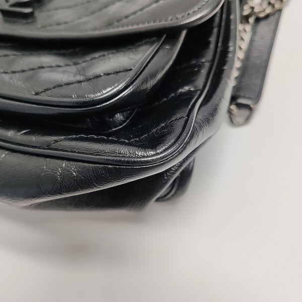 NIKI Medium Chevron Calfskin Black