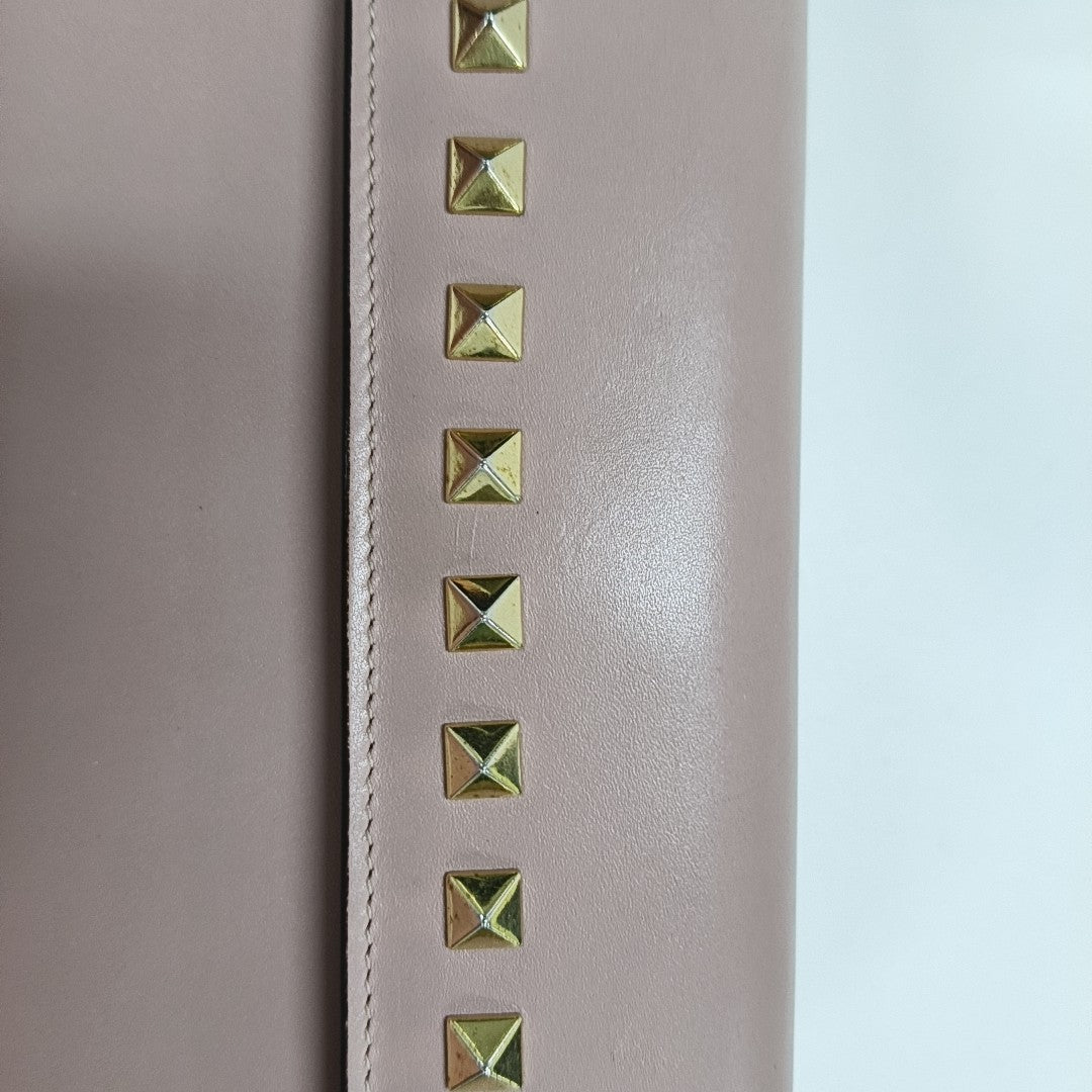 Cartera rosa de piel de ternera Rockstud
