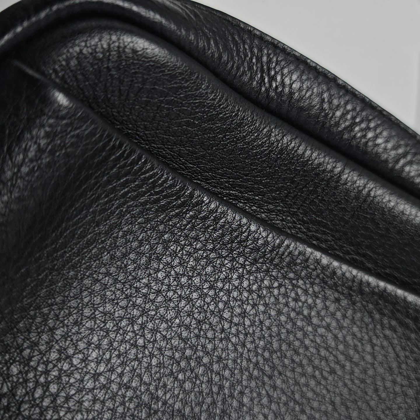 Everyday Calfskin Black