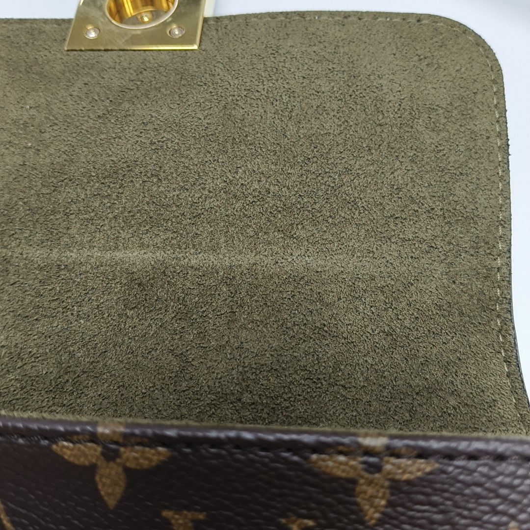 LOCKY BB Monogram Calfskin Green