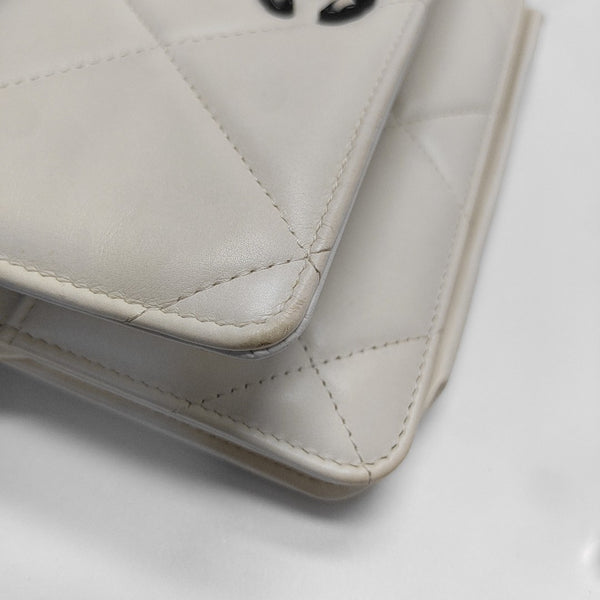 CHANEL 19 WOC Quilted Calfskin White