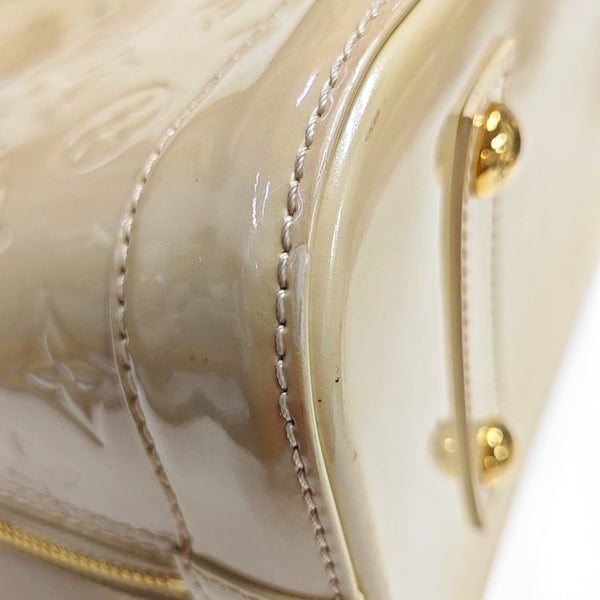 ALMA PM Patent Leather Beige