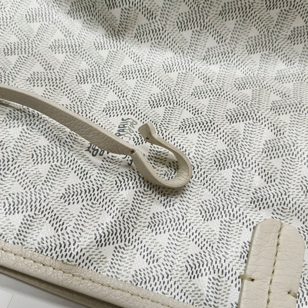 Anjou Mini Coated Canvas White