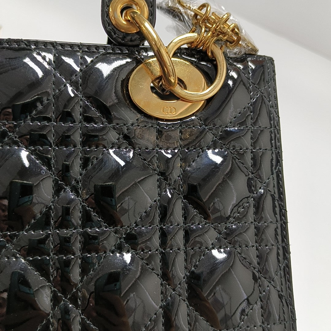 Lady Dior Medium Cannage Patent Leather Black