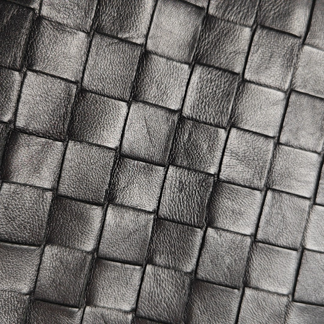 Intrecciato Small Lambskin Black