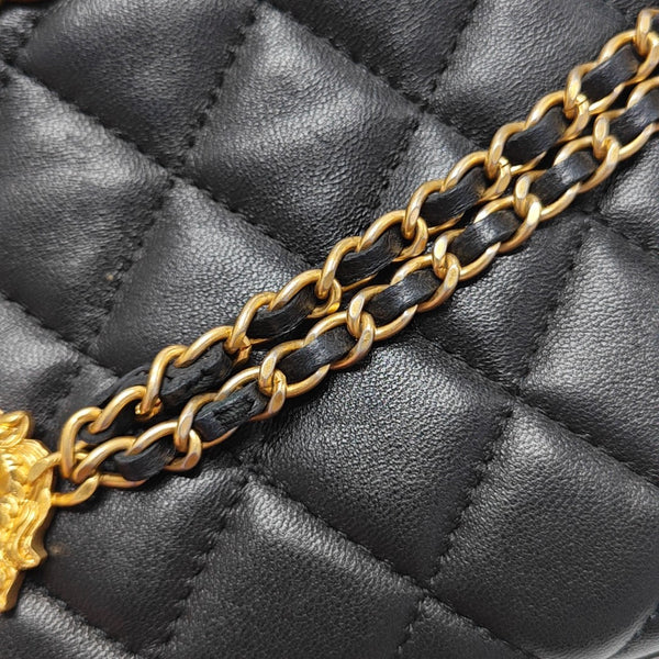 Quilted Lambskin Shoulder Bag Black