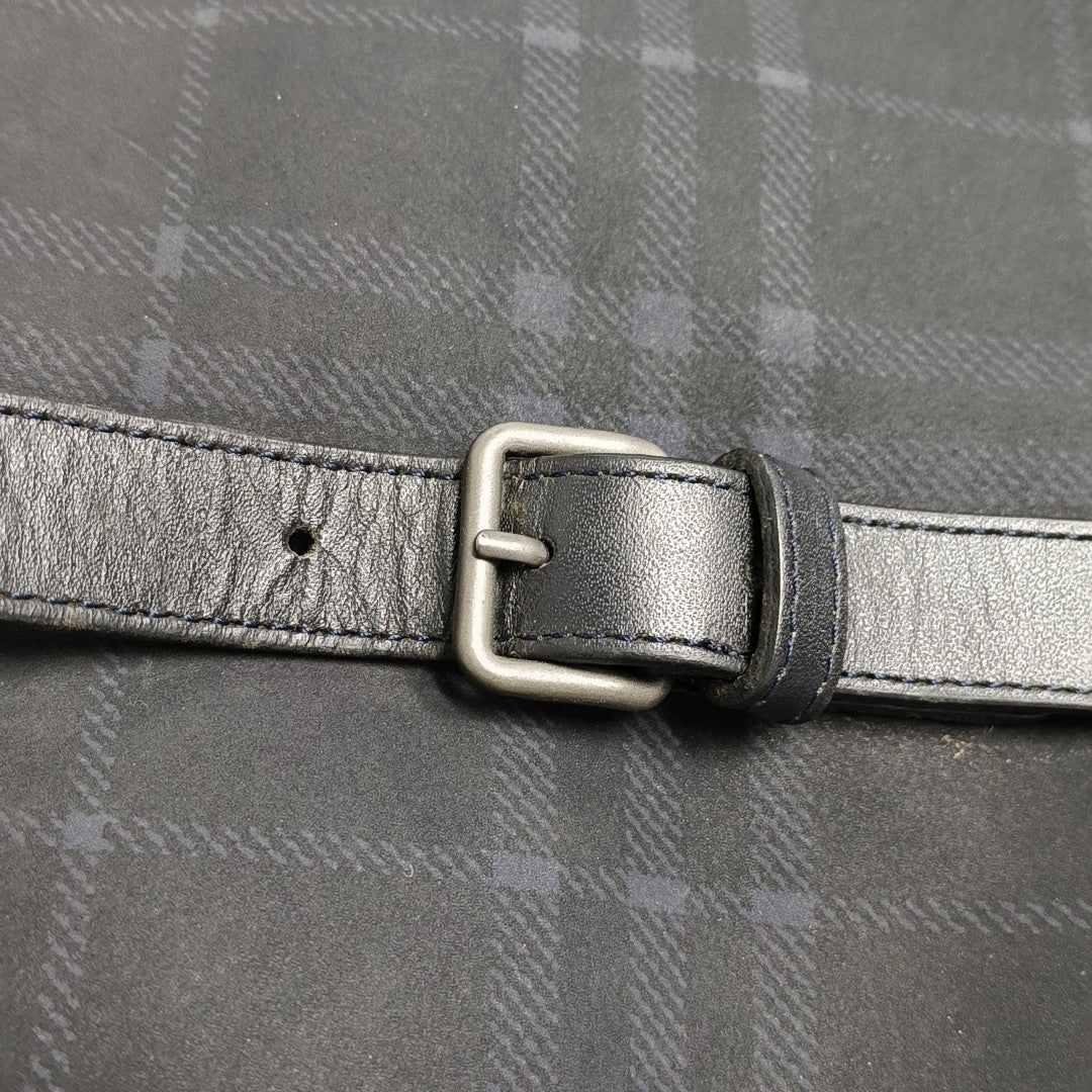 Coated Canvas Black