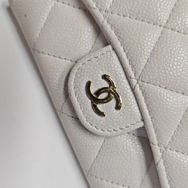 CLASSIC FLAP Quilted Grained Calfskin White Card Holder