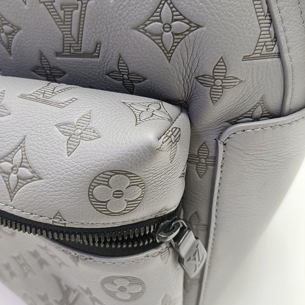 DISCOVERY Monogram Calfskin Gray