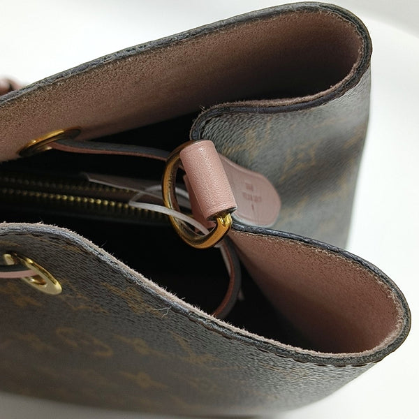NÉONOÉ MM Monogram Coated Canvas Brown