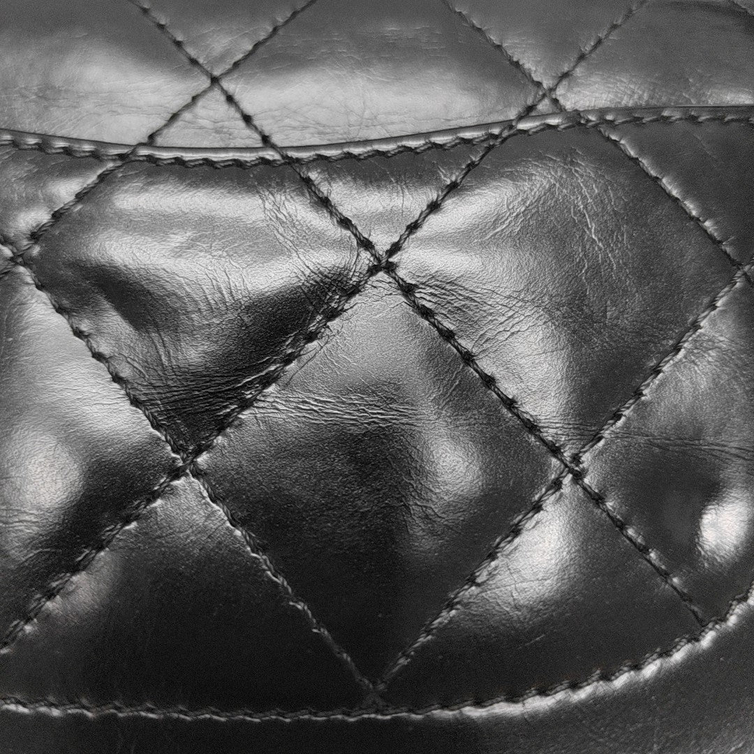 CLASSIC FLAP Mini Quilted Calfskin Black