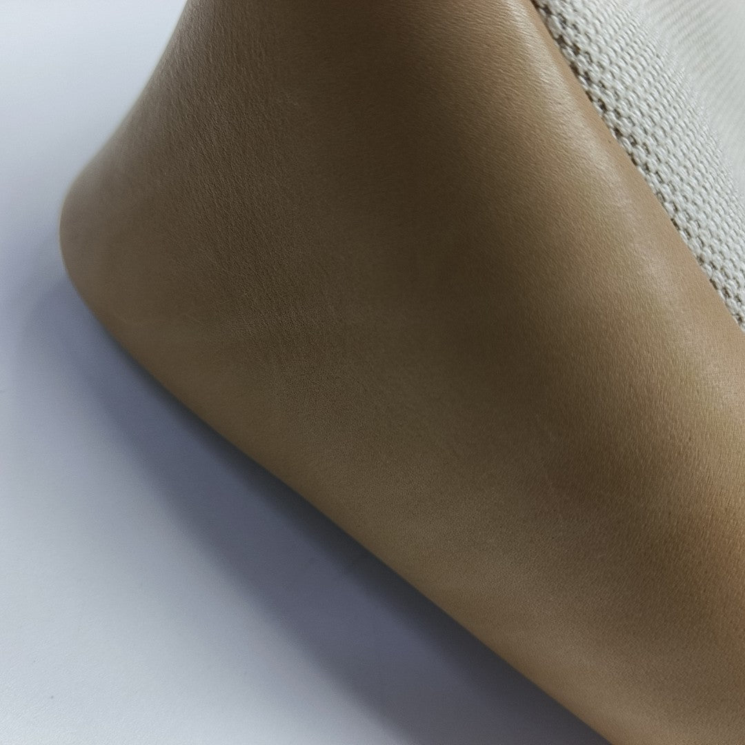 LE 5 À 7 Small Canvas Beige