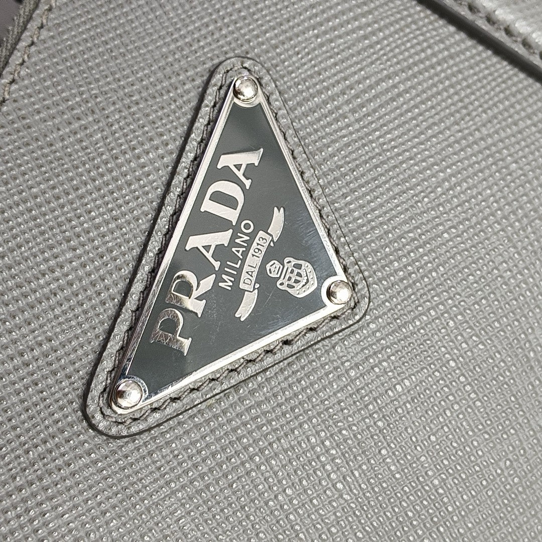Galleria Large Saffiano Calfskin Gray