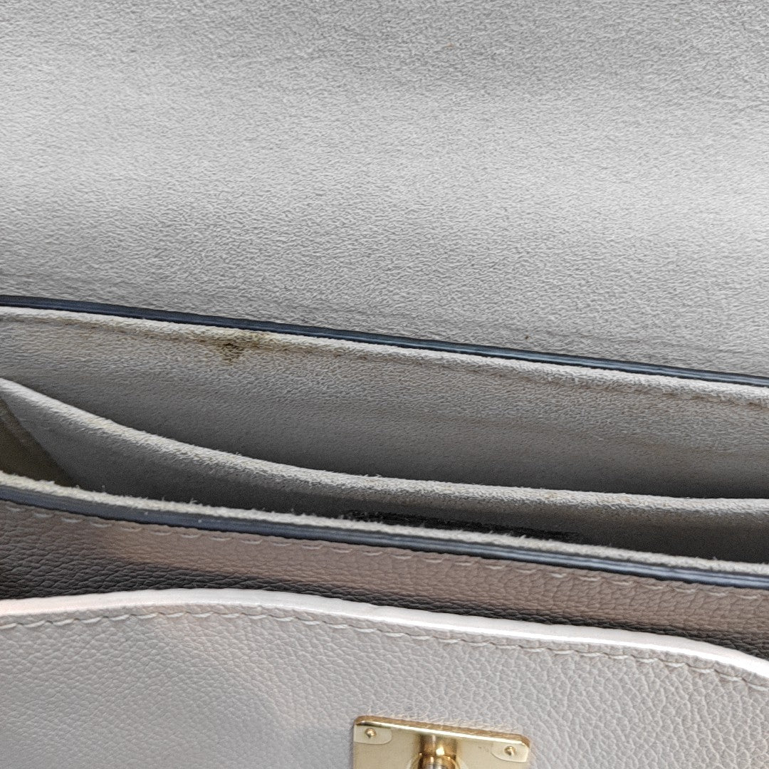 LOCKME TENDER Calfskin Beige
