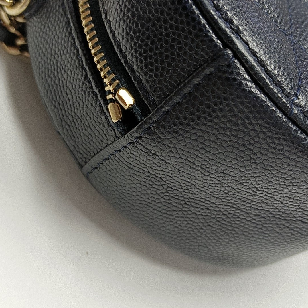 ROUND Quilted Grained Calfskin Blue