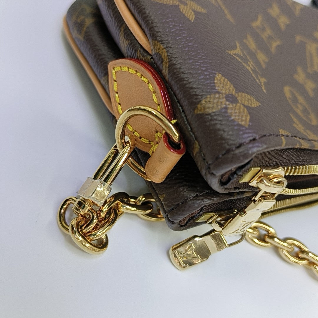 LIV POCHETTE Monogram Coated Canvas Brown