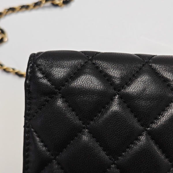 Quilted Lambskin Shoulder Bag Black