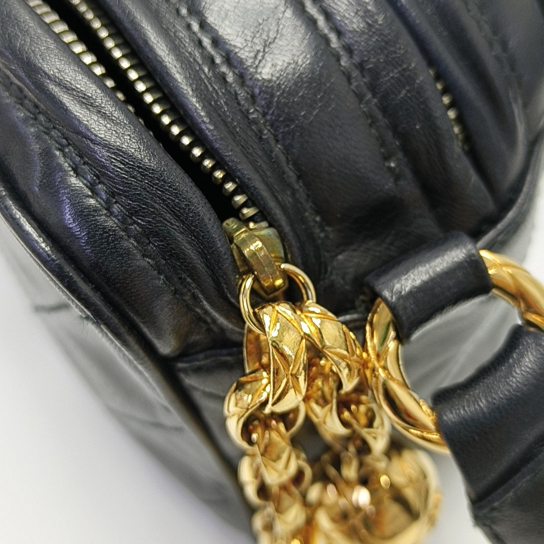 Quilted Lambskin Shoulder Bag Black