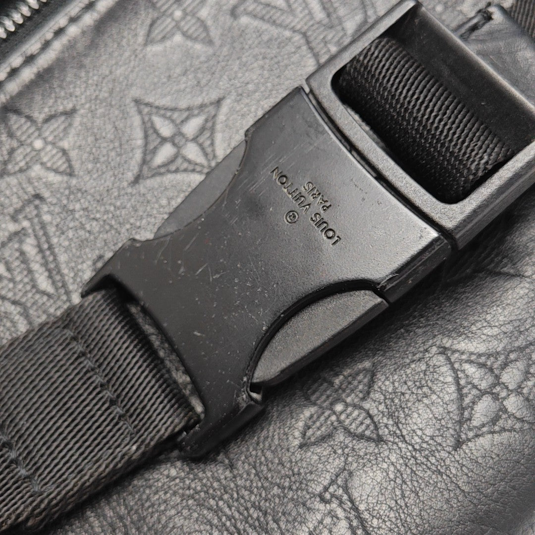 DISCOVERY Calfskin Black
