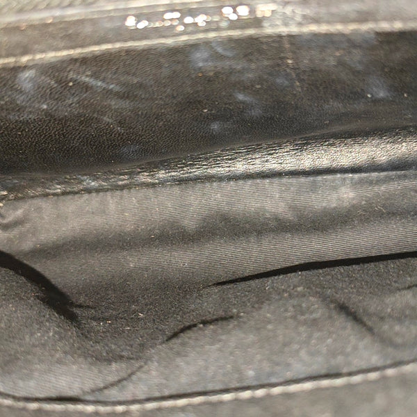 Authenticated pre-owned  COLLEGE Medium Chevron, Quilted Lambskin Black - Shoulder Bag at Looply