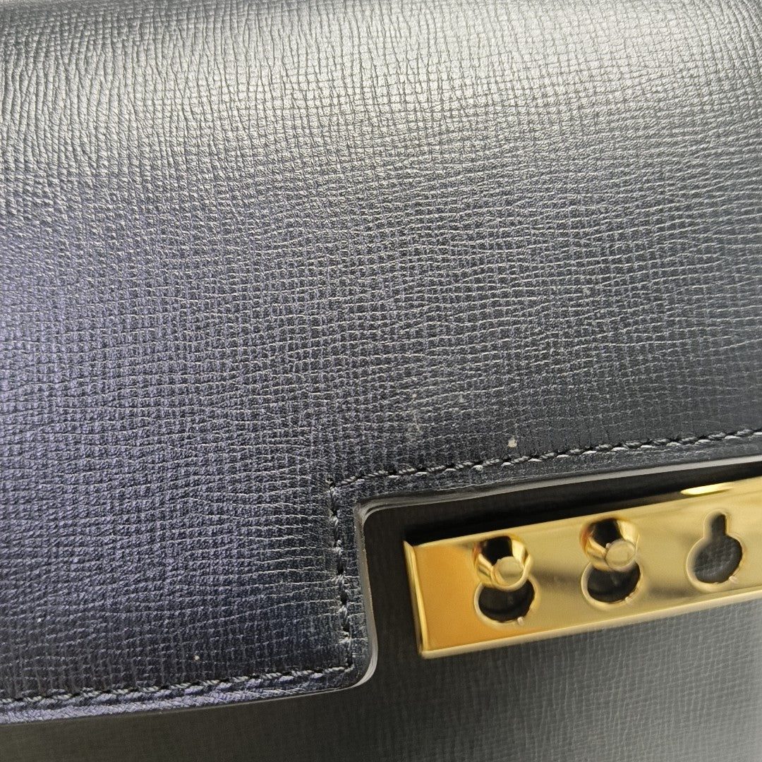 Tempête Medium Calfskin Black