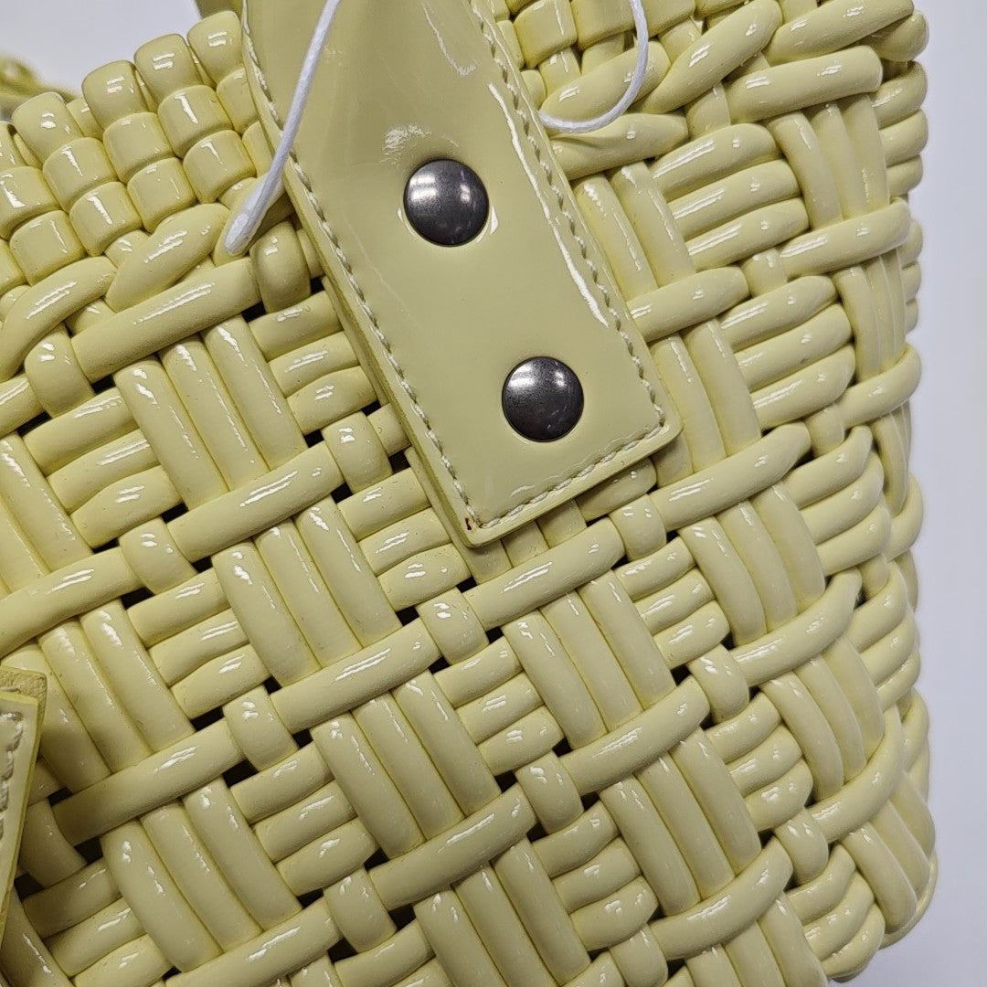 Bistro Special Material Yellow
