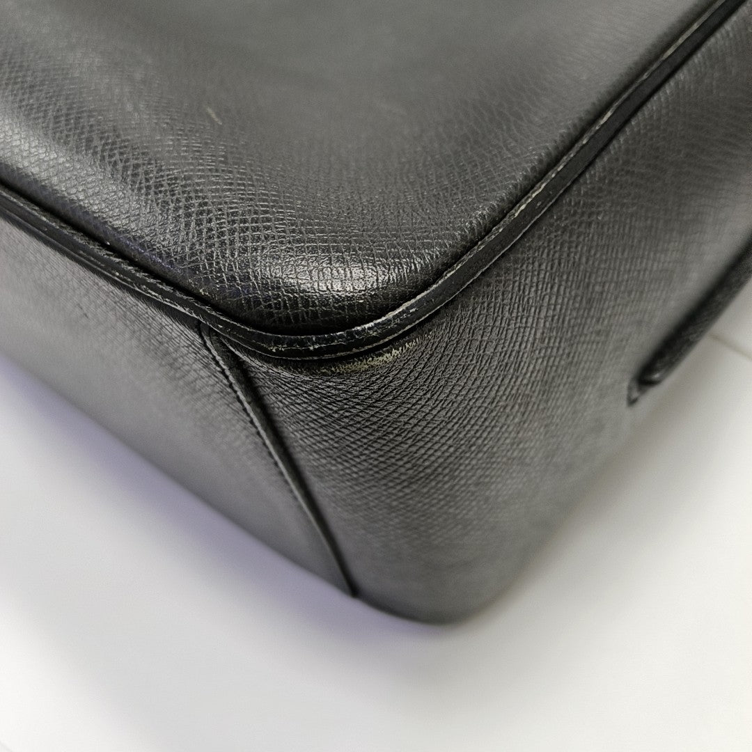 ROMAN Calfskin Black