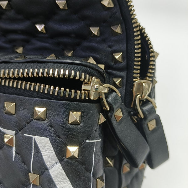 Spike Up Quilted Lambskin Black