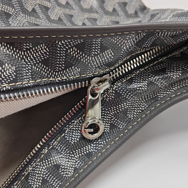 Hobo Coated Canvas Gray