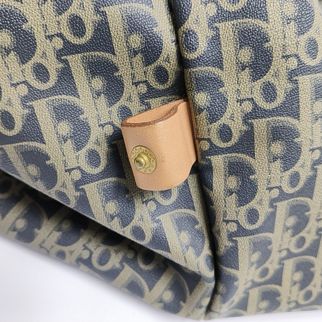 Oblique Coated Canvas Gray
