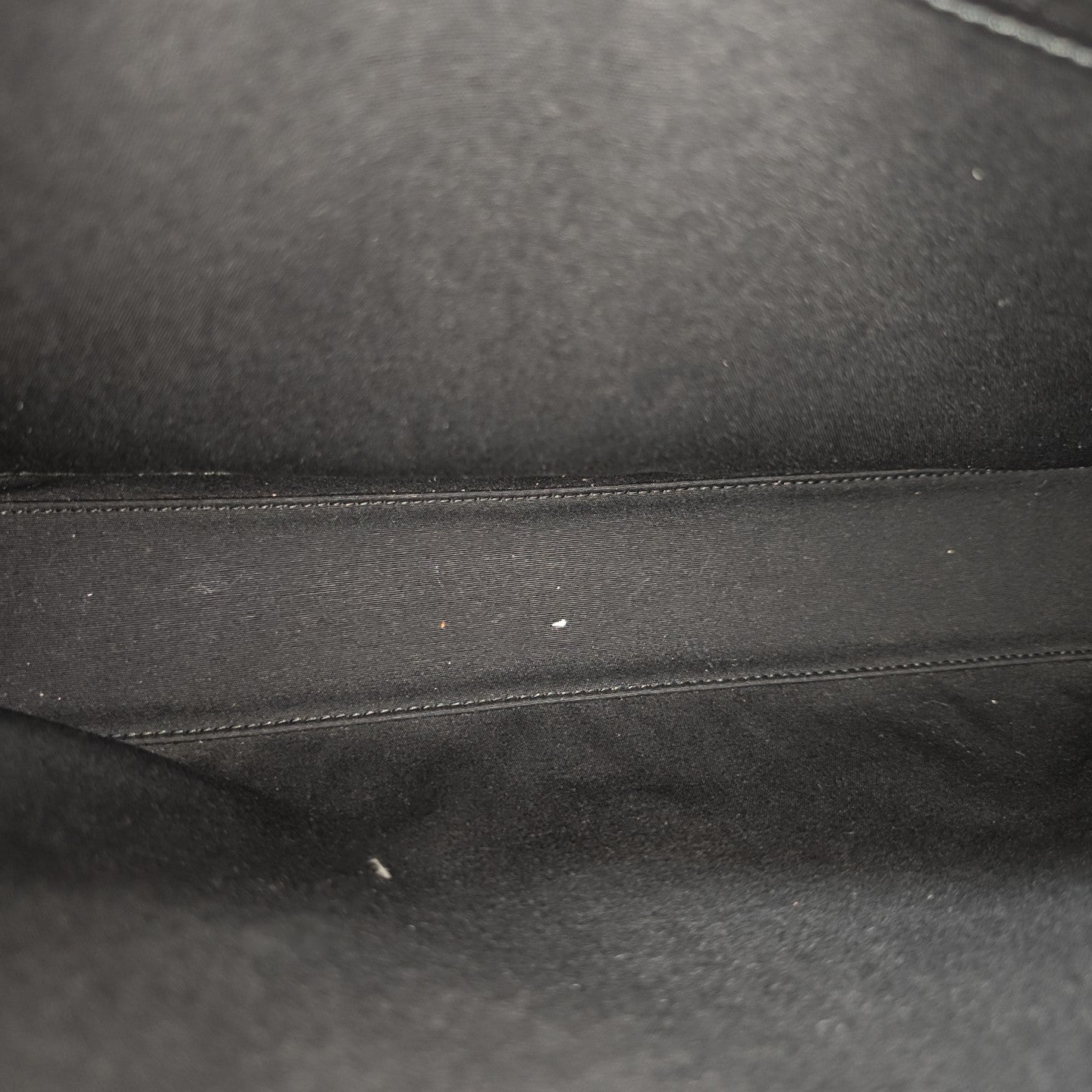Lingot Oblique Canvas Black