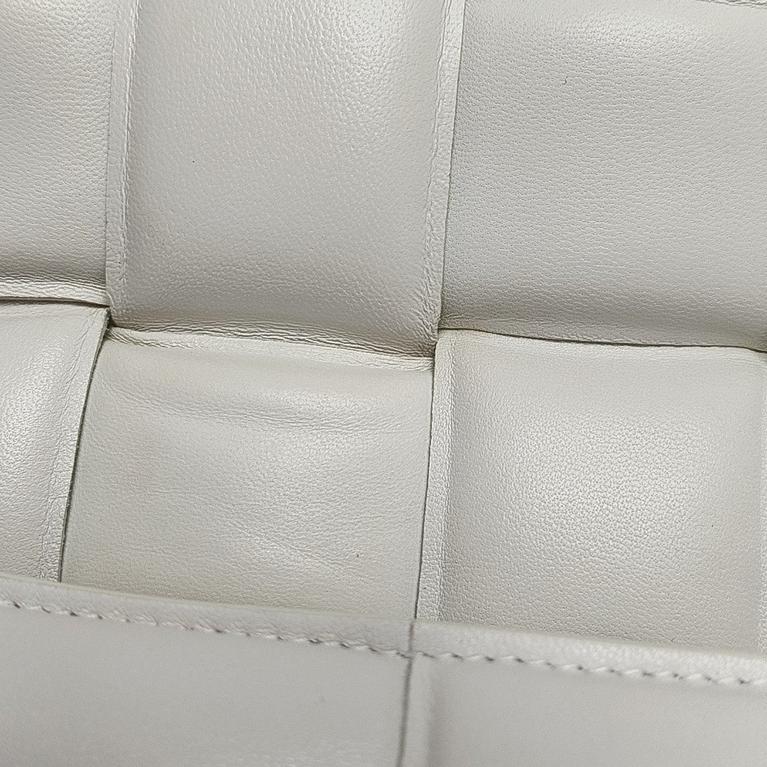 Cassette Medium Lambskin White