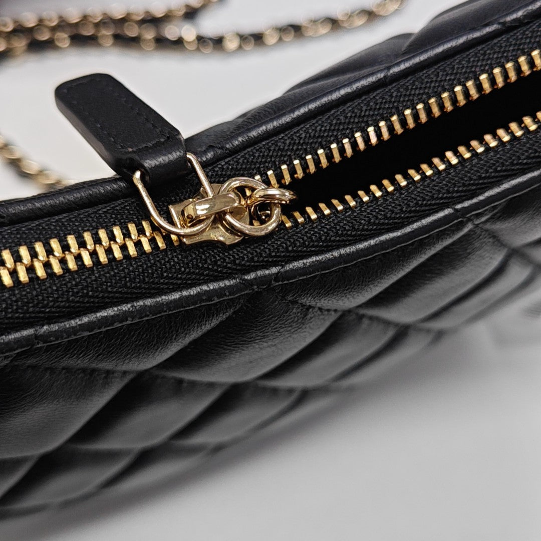 Quilted Lambskin Shoulder Bag Black
