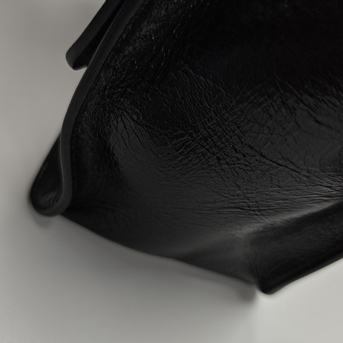 Kan U Large Lambskin Black