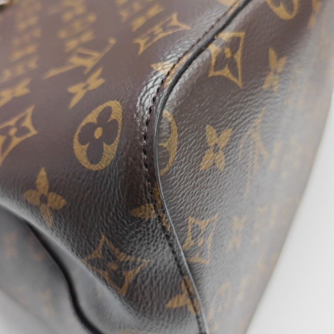 NÉONOÉ MM Monogram Coated Canvas Brown