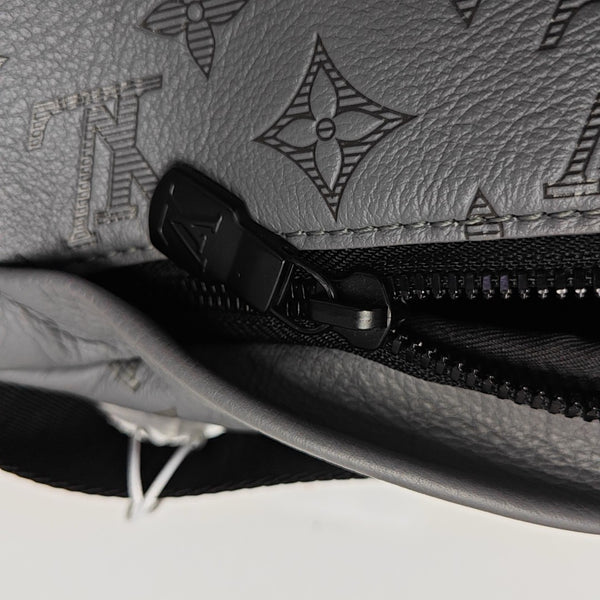 DISCOVERY PM Calfskin Gray