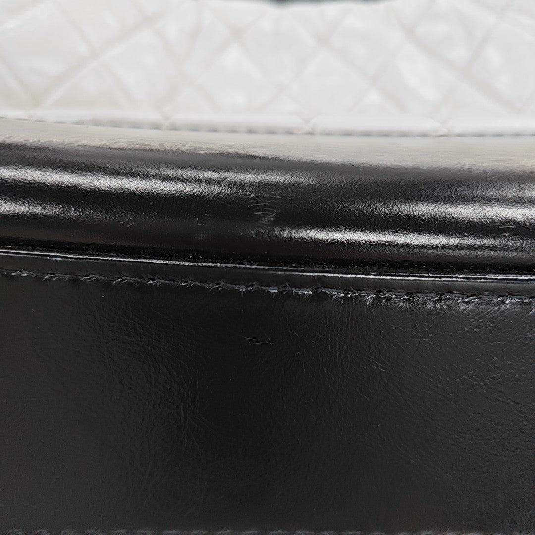 GABRIELLE Large Quilted Calfskin White