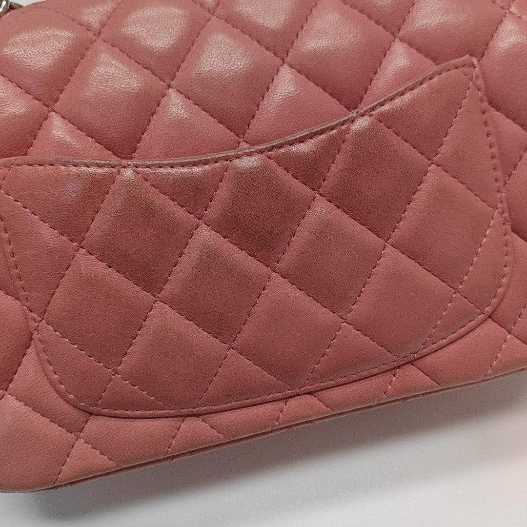 CLASSIC FLAP Mini Quilted Grained Calfskin Pink