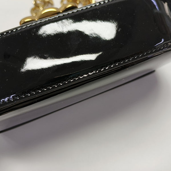 TRIOMPHE Small Patent Calfskin Black